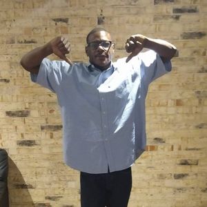 Meet your Posher, Aaron